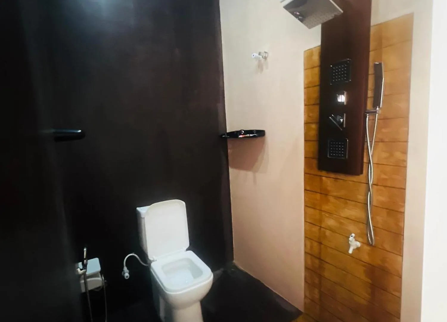 Chanco Beach Villa Negombo